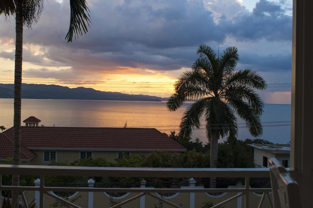 Polkerris Bed & Breakfast Montego Bay Exteriör bild
